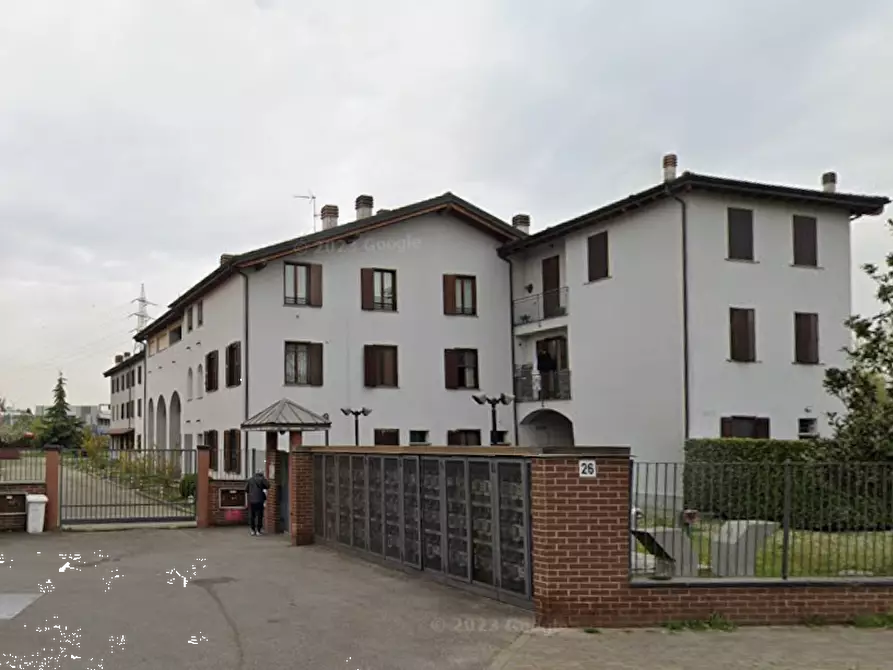 Immagine 11 di Garage in vendita  in Via Piero Calamandrei a Cologno Monzese