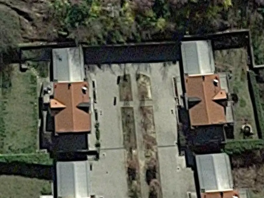 Immagine 6 di Garage in vendita  in Strada Gherzi a Canelli