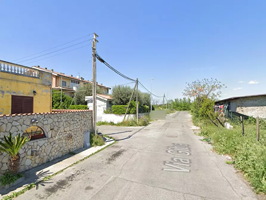 Immagine 21 di Appartamento in vendita  in Via Riola Sardo a Roma