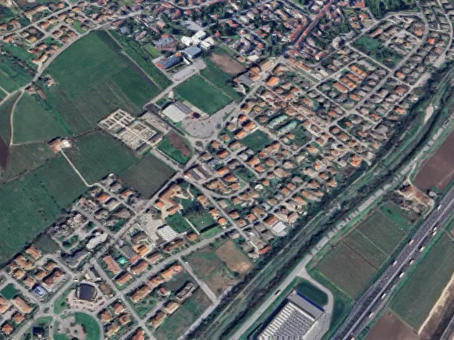 Immagine 6 di Terreno edificabile in vendita  in Via Lago Maggiore a Montebello Vicentino