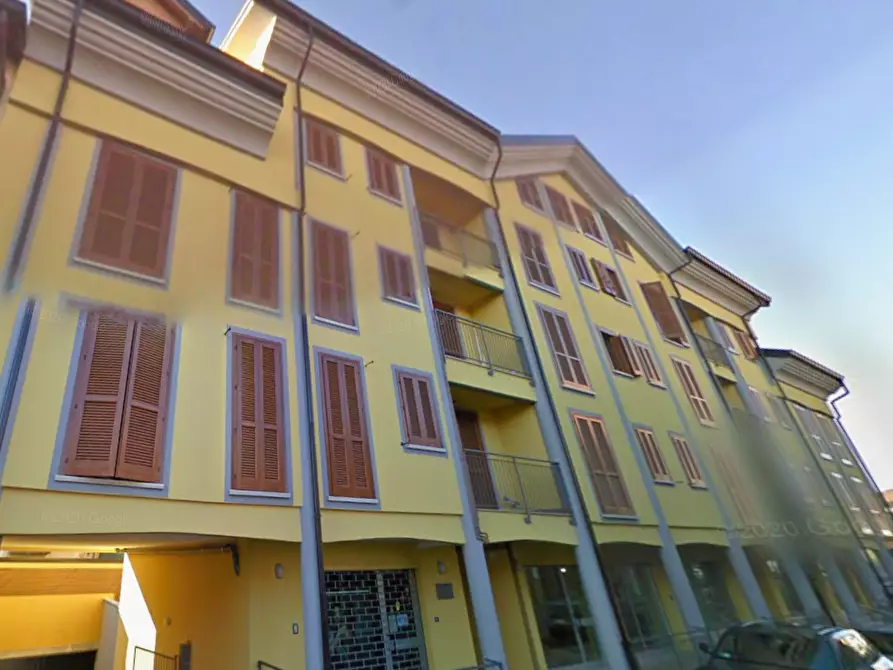 Immagine 4 di Appartamento in vendita  in  Via Marconi  a Roncello