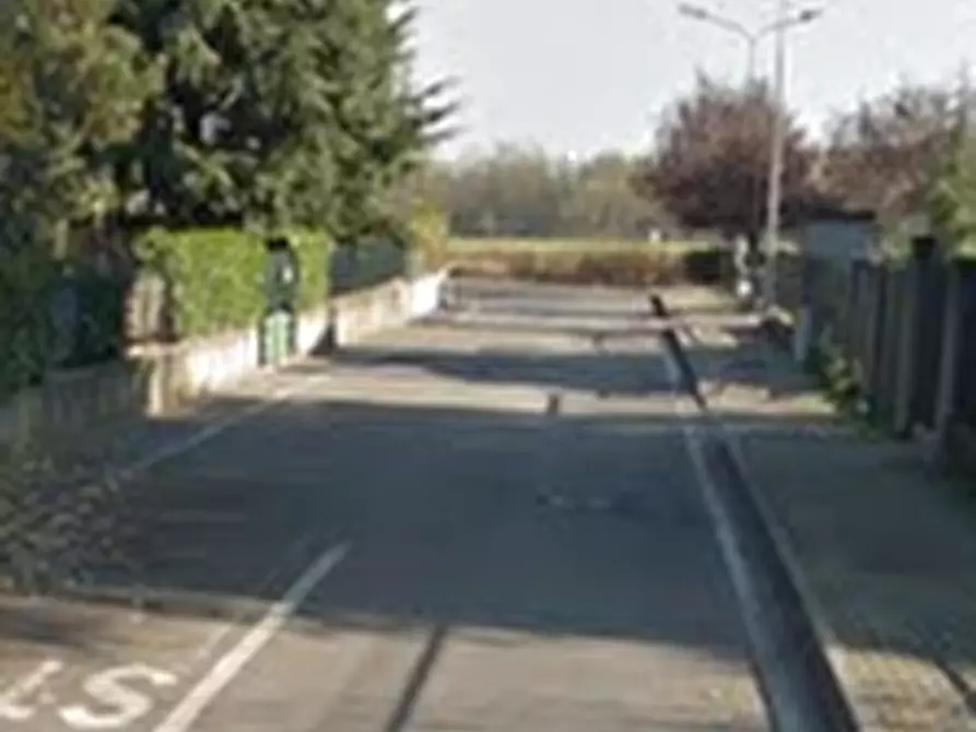 Immagine 6 di Casa bifamiliare in vendita  in Via G.Verdi a Roncello