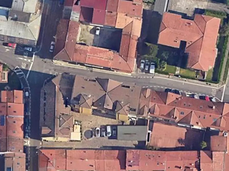 Immagine 9 di Appartamento in vendita  in  Via Marconi  a Roncello