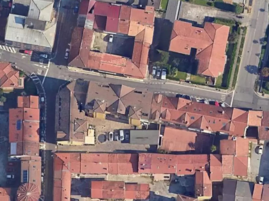 Immagine 10 di Appartamento in vendita  in  Via Marconi  a Roncello