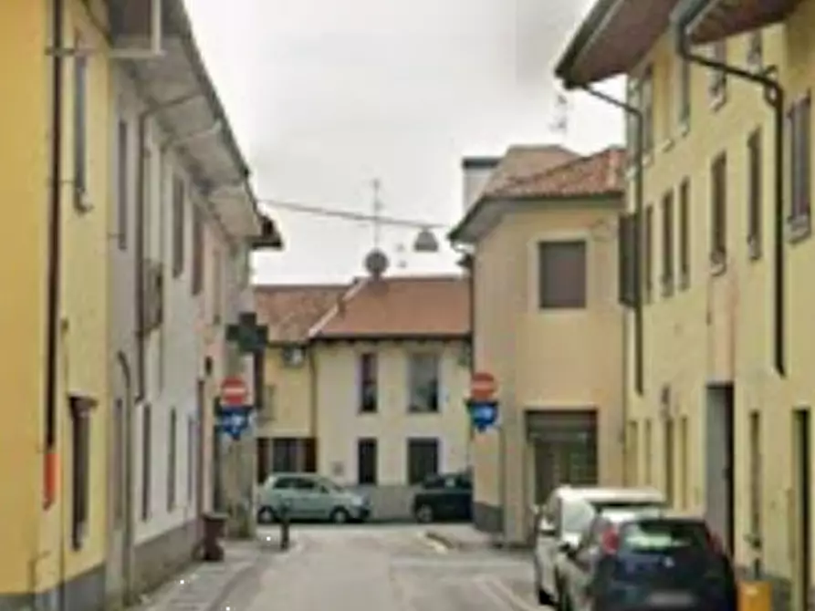 Immagine 15 di Appartamento in vendita  in  Via Marconi  a Roncello