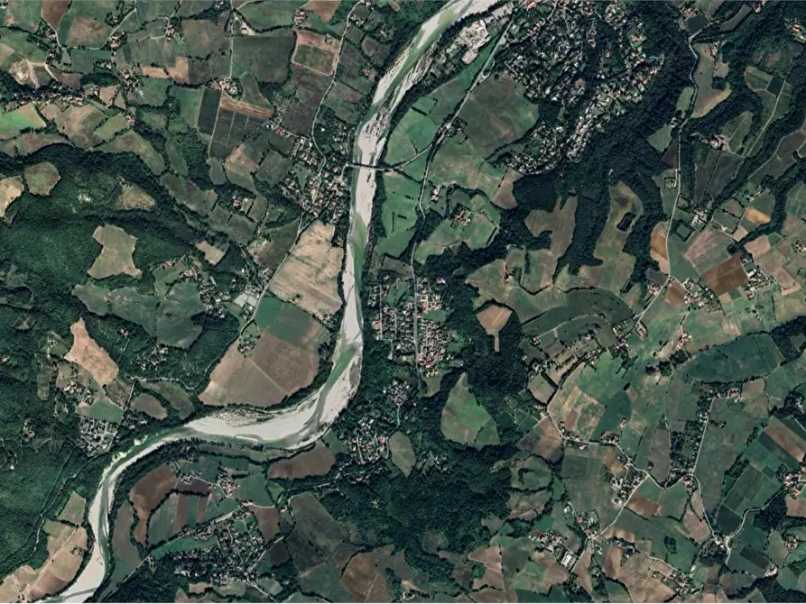 Immagine 17 di Appartamento in vendita  in Via C. Farini a Rivergaro