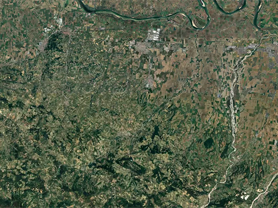 Immagine 19 di Appartamento in vendita  in Viale dei Mille a Ziano Piacentino