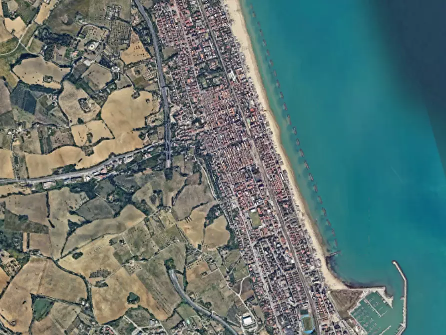 Immagine 4 di Laboratorio in vendita  in Via Giordano Bruno a Sant'elpidio A Mare