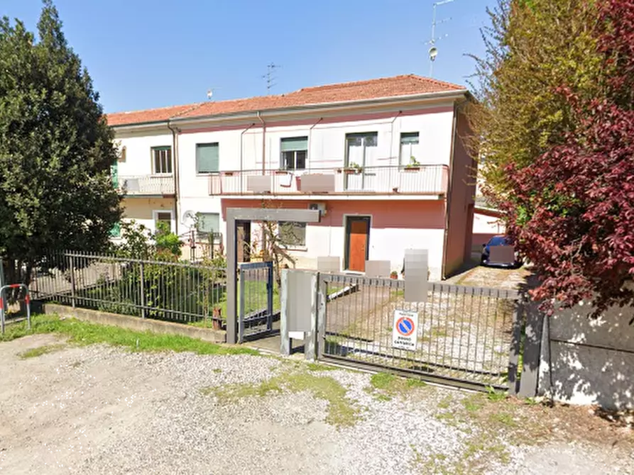 Immagine 7 di Appartamento in vendita  in Str. Mantovanella a Mantova