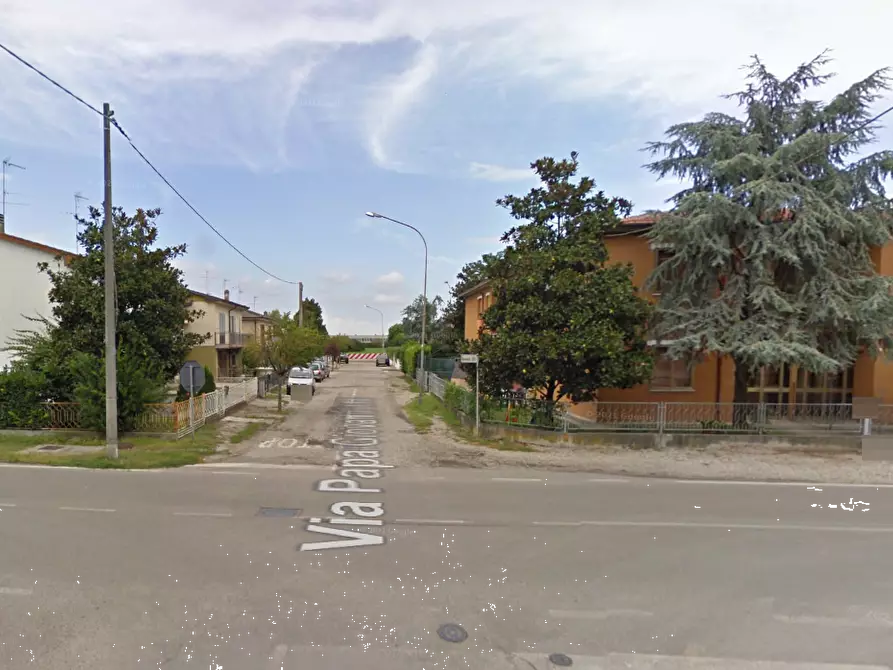 Immagine 11 di Negozio in vendita  in Via Papa Giovanni XXIII a Suzzara