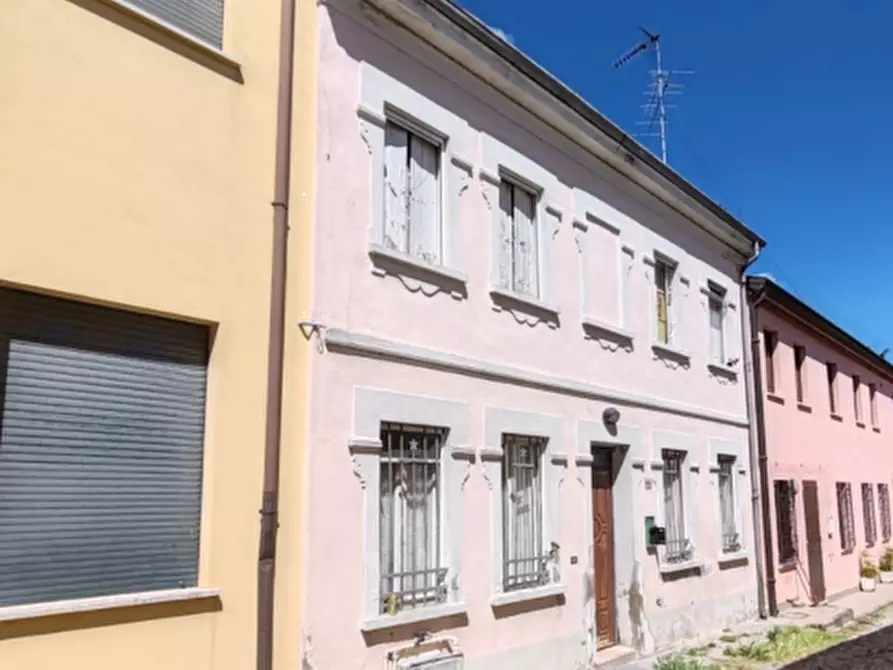 Immagine 10 di Appartamento in vendita  in Vicolo Terzo a Curtatone