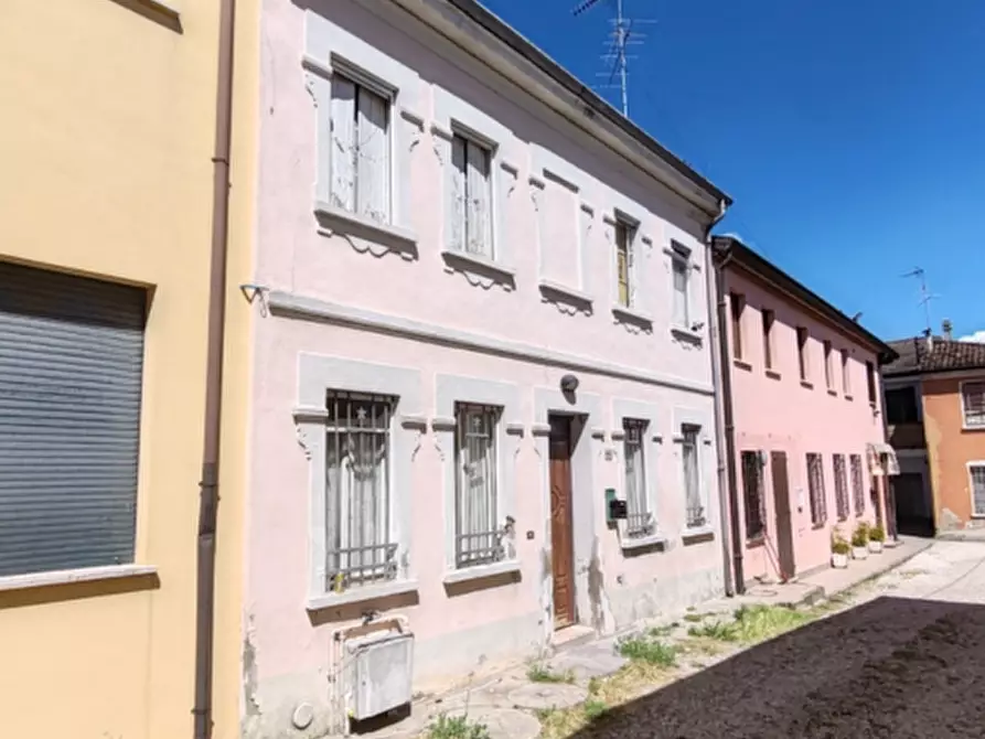 Immagine 11 di Appartamento in vendita  in Vicolo Terzo a Curtatone