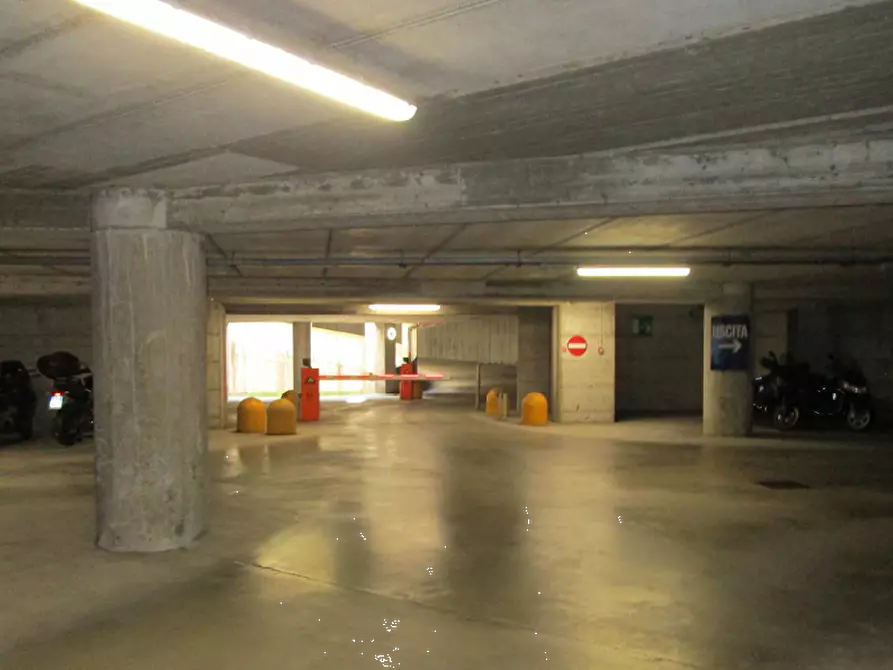 Immagine 6 di Ufficio in vendita  in Via Torri Bianche a Vimercate