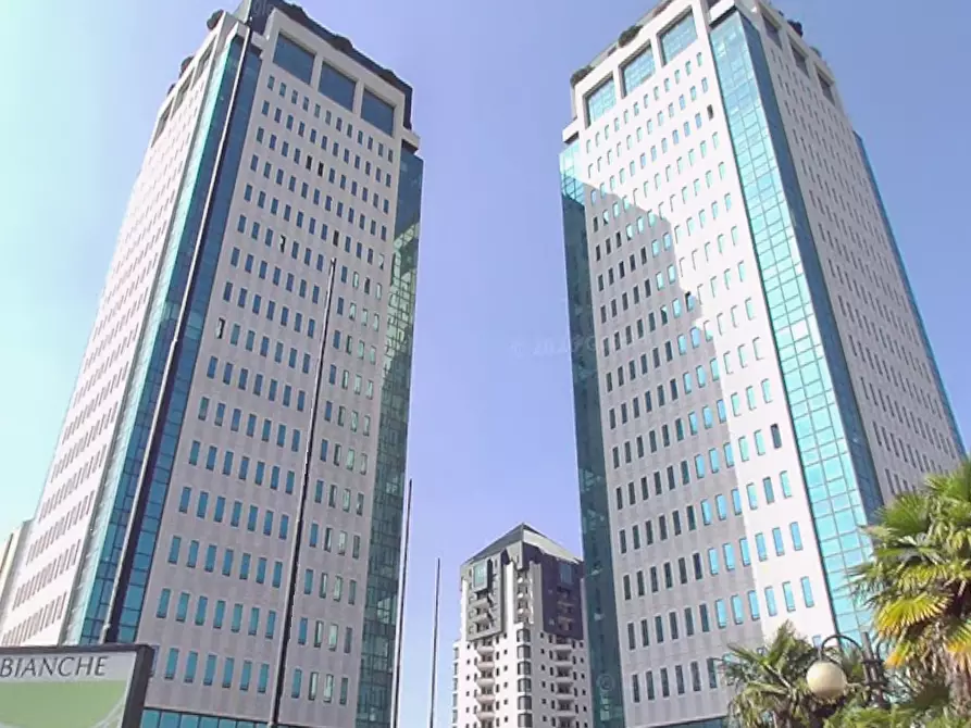 Immagine 19 di Ufficio in vendita  in Via Torri Bianche a Vimercate