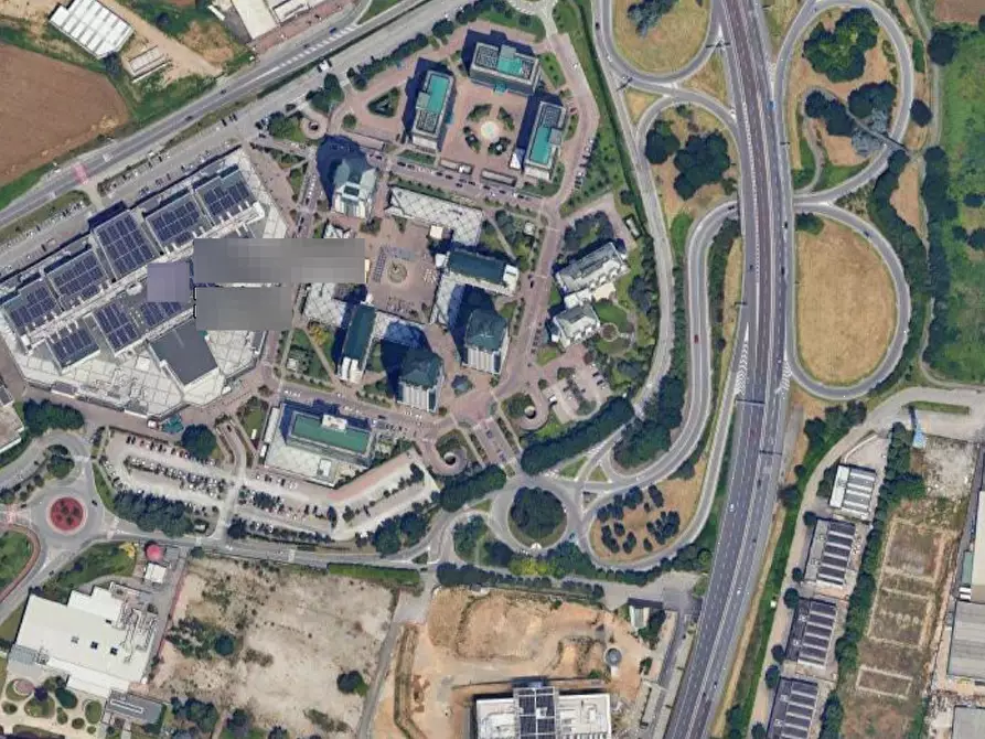 Immagine 34 di Ufficio in vendita  in Via Torri Bianche a Vimercate