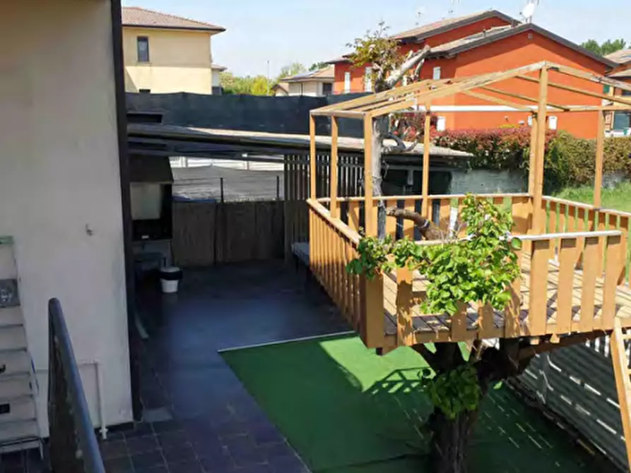 Immagine 6 di Villa in vendita  in via Giacomo Leopardi a Asola