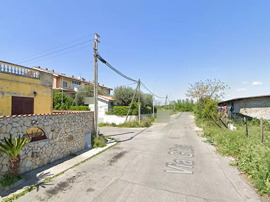 Immagine 5 di Appartamento in vendita  in Via Riola Sardo a Roma