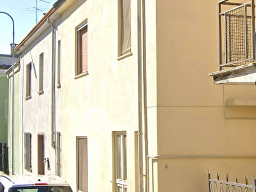 Immagine 6 di Casa indipendente in vendita  in Via Vitellio a Viadana