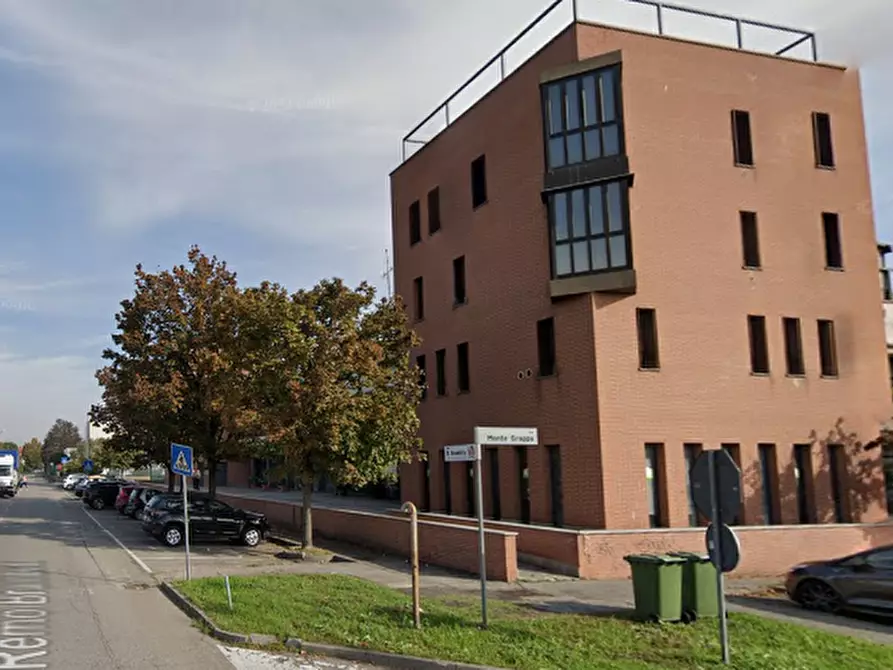 Immagine 7 di Appartamento in vendita  in Via Remo Brambilla a Concorezzo