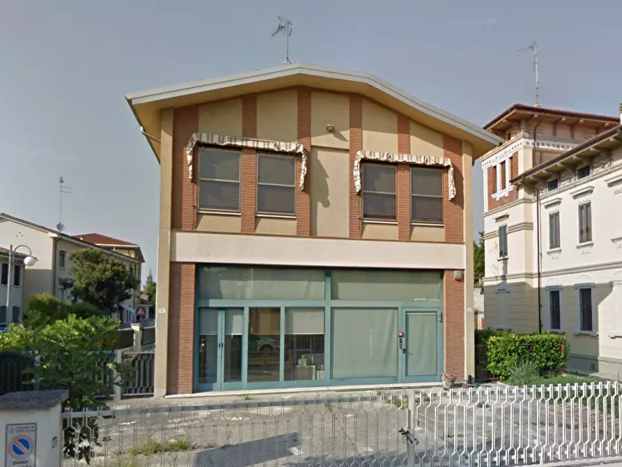Immagine 9 di Ufficio in vendita  in Via IV Novembre a Quistello