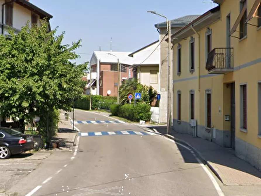 Immagine 6 di Appartamento in vendita  in Via Como a Cesano Maderno