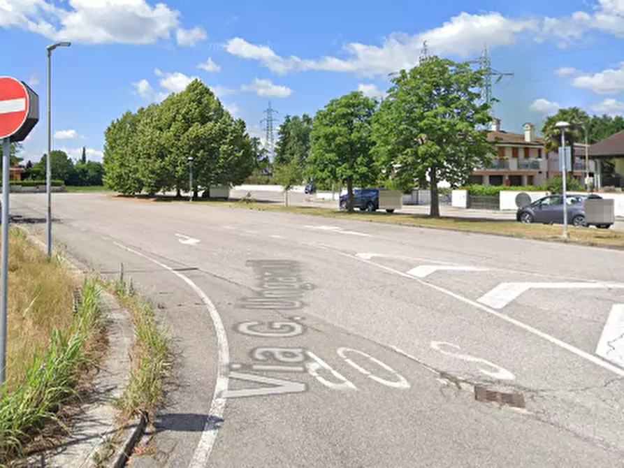 Immagine 7 di Terreno edificabile in vendita  in Via Giovanni Segantini a Curtatone