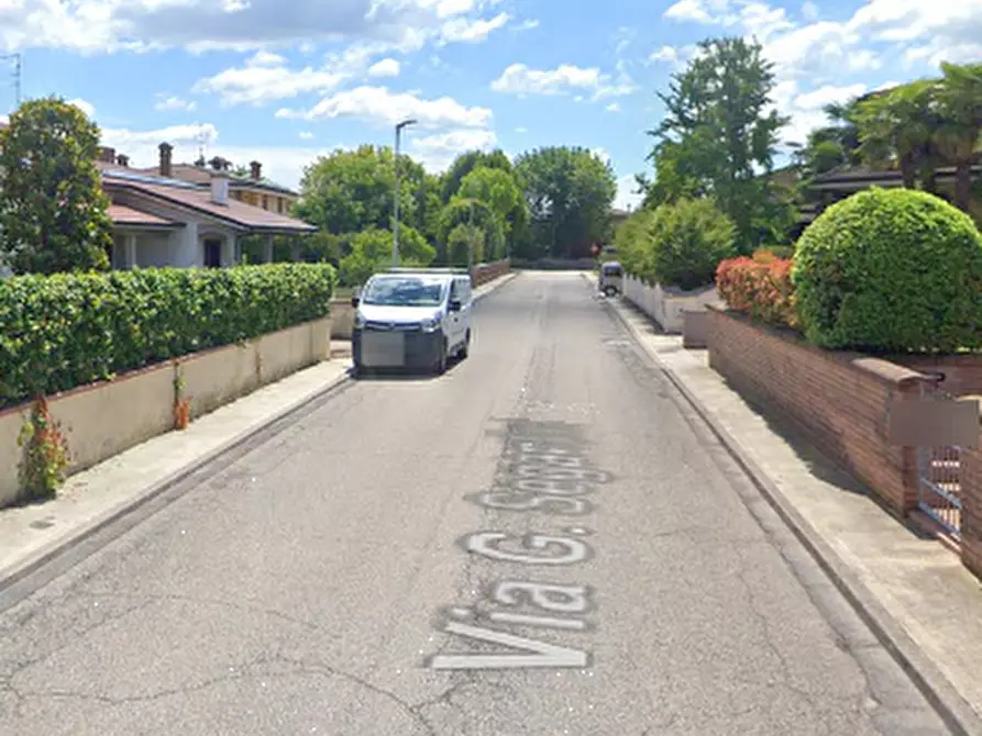 Immagine 8 di Terreno edificabile in vendita  in Via Giovanni Segantini a Curtatone