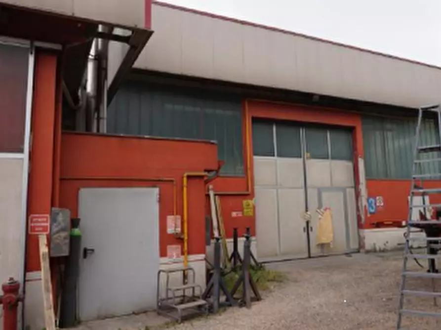 Immagine 4 di Capannone industriale in vendita  in Via Tessagli Primi a Commessaggio