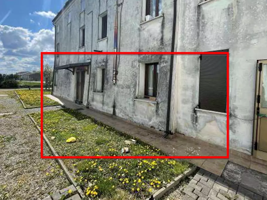 Immagine 8 di Appartamento in vendita  in Via Bugatte a Borgo Mantovano