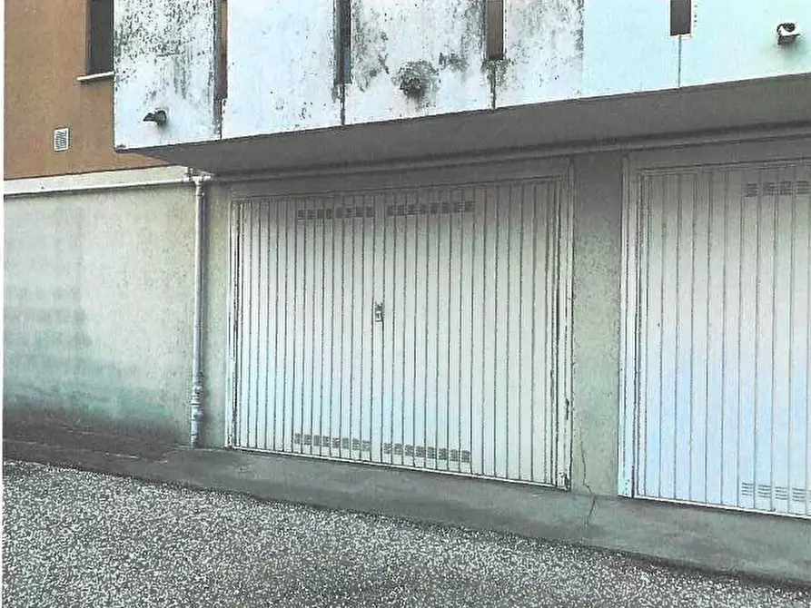 Immagine 2 di Appartamento in vendita  in via Aldo Moro a Porto Mantovano