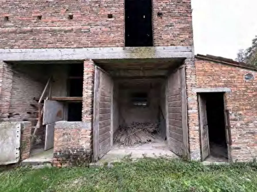 Immagine 6 di Rustico / casale in vendita  in Via Argine Secchia Sud a Quistello