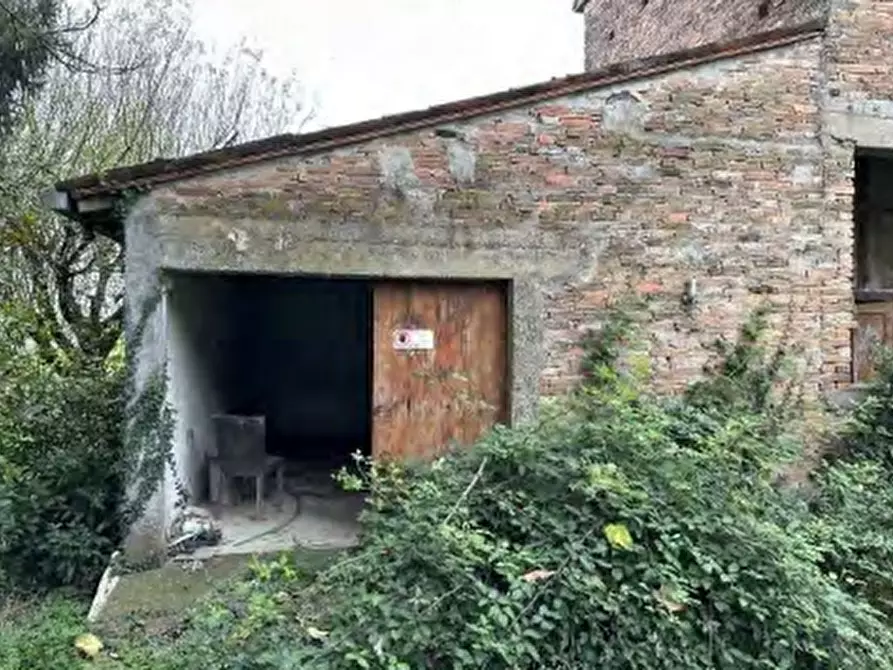 Immagine 10 di Rustico / casale in vendita  in Via Argine Secchia Sud a Quistello