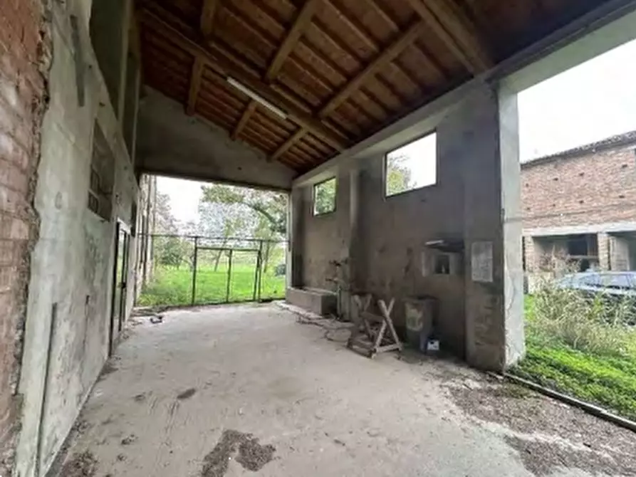 Immagine 27 di Rustico / casale in vendita  in Via Argine Secchia Sud a Quistello