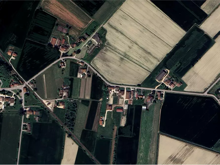 Immagine 24 di Villa in vendita  in Via Gabbianella a Quistello