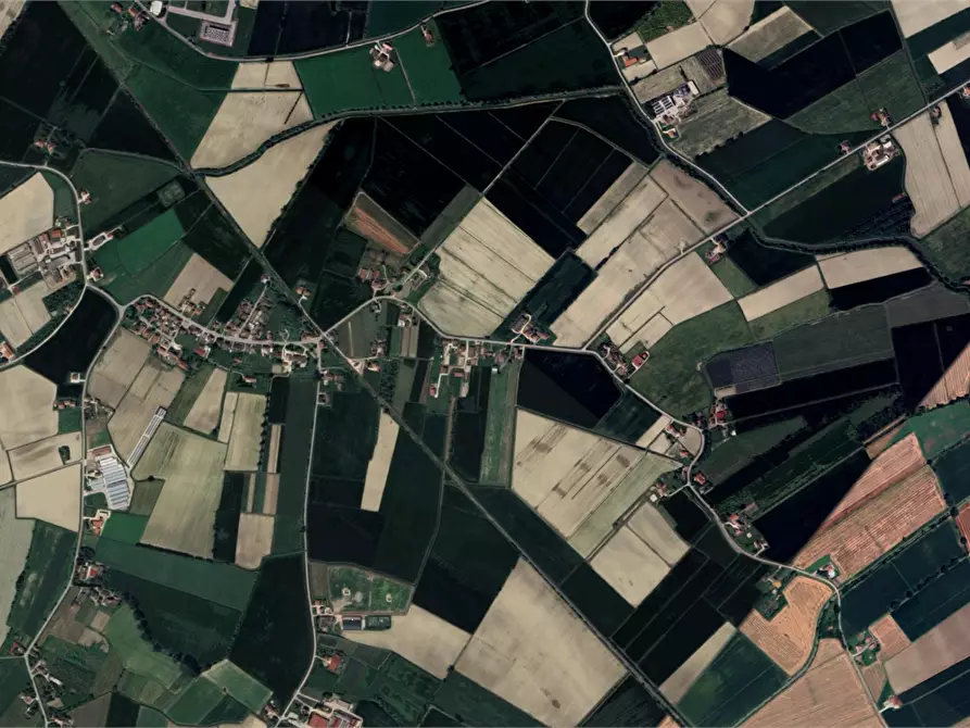 Immagine 25 di Villa in vendita  in Via Gabbianella a Quistello