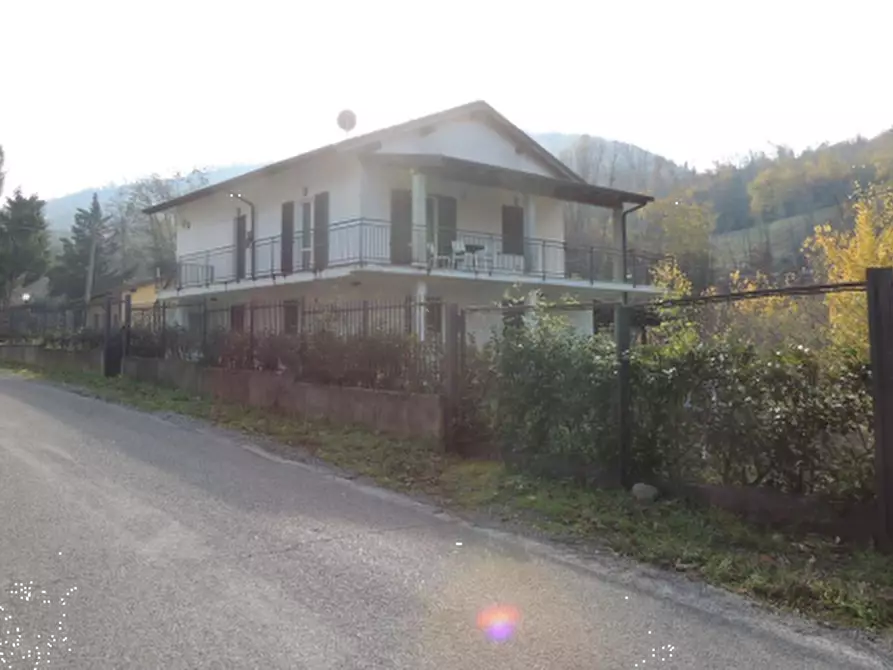 Immagine 1 di Villa in vendita  in Località Spinosa a Retorbido