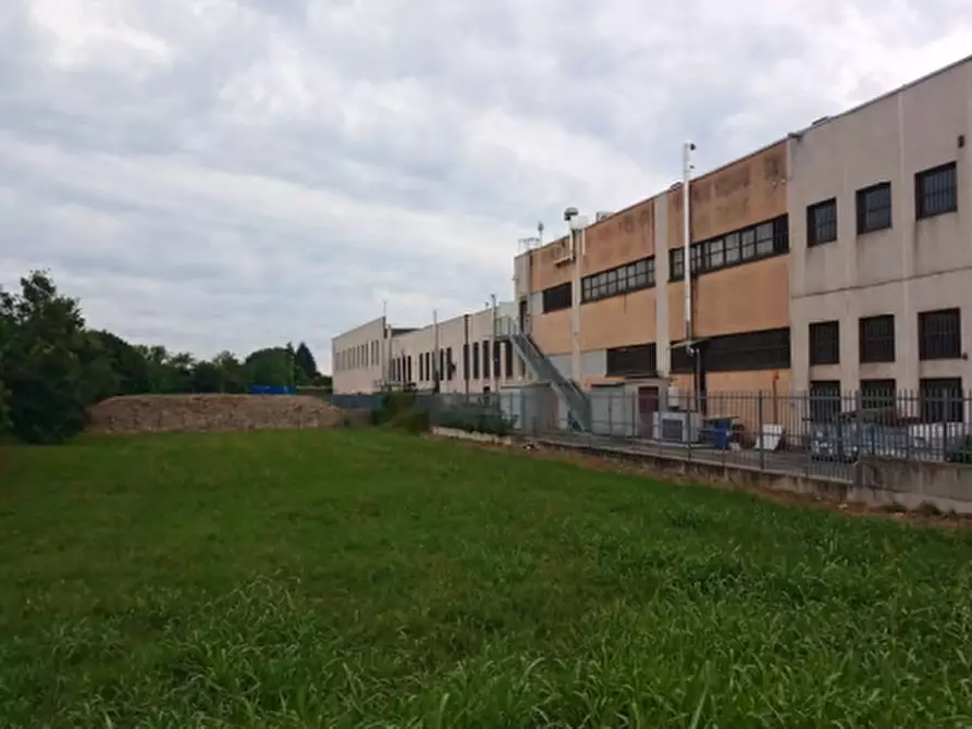 Immagine 10 di Capannone industriale in vendita  in Via S. Fiorano a Villasanta