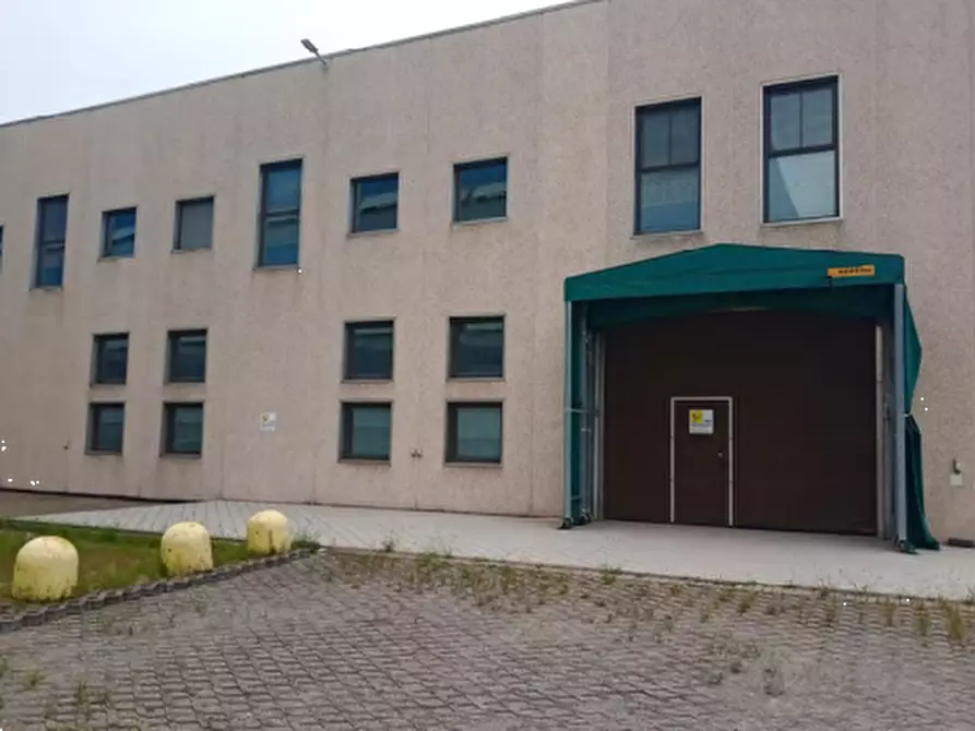 Immagine 12 di Capannone industriale in vendita  in Via S. Fiorano a Villasanta