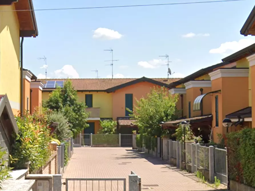 Immagine 6 di Villetta a schiera in vendita  in Strada San Romano Casetto a Ostiglia