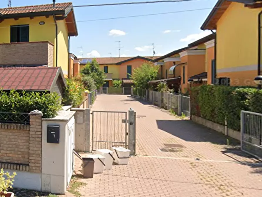 Immagine 7 di Villetta a schiera in vendita  in Strada San Romano Casetto a Ostiglia