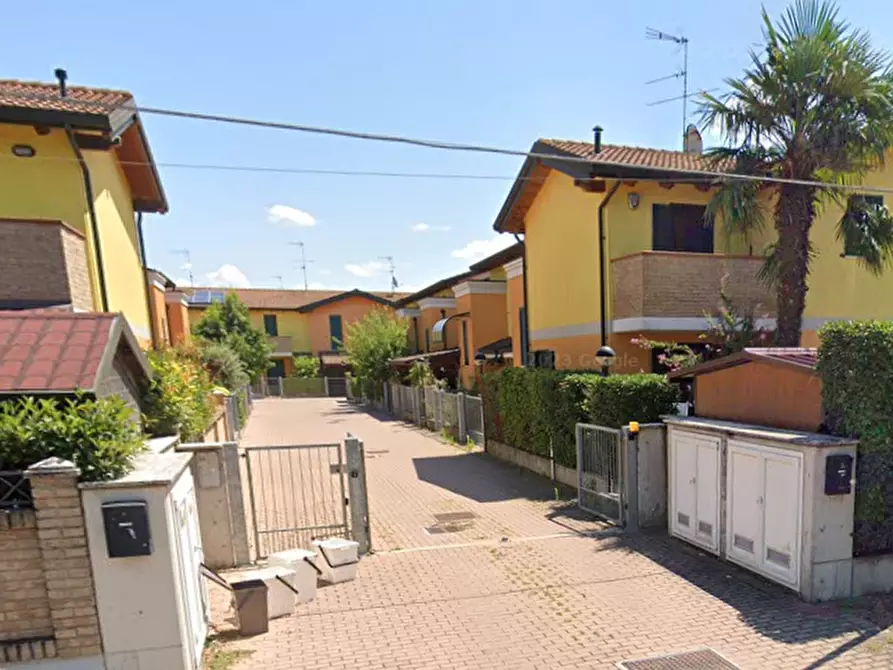 Immagine 10 di Villetta a schiera in vendita  in Strada San Romano Casetto a Ostiglia