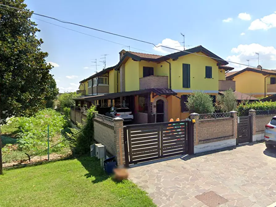 Immagine 14 di Villetta a schiera in vendita  in Strada San Romano Casetto a Ostiglia