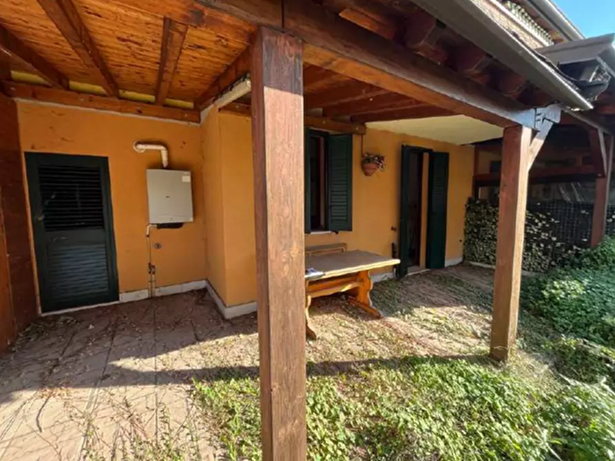 Immagine 1 di Villetta a schiera in vendita  in Strada San Romano Casetto a Ostiglia