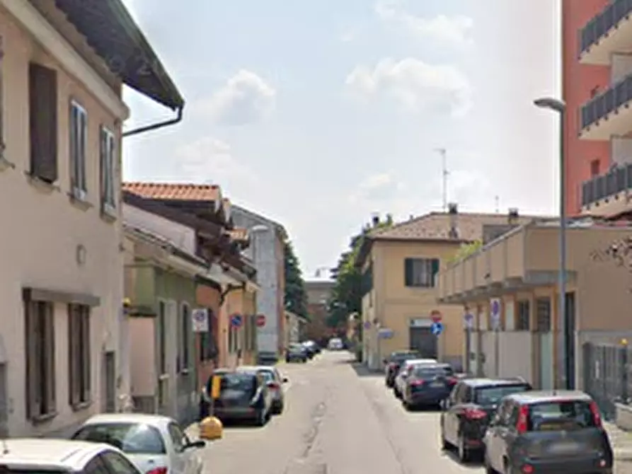 Immagine 8 di Appartamento in vendita  in Via Giuseppe Verdi a Desio