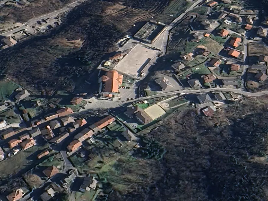 Immagine 4 di Appartamento in vendita  in Piazza Mazzoleni a Sant'omobono Imagna