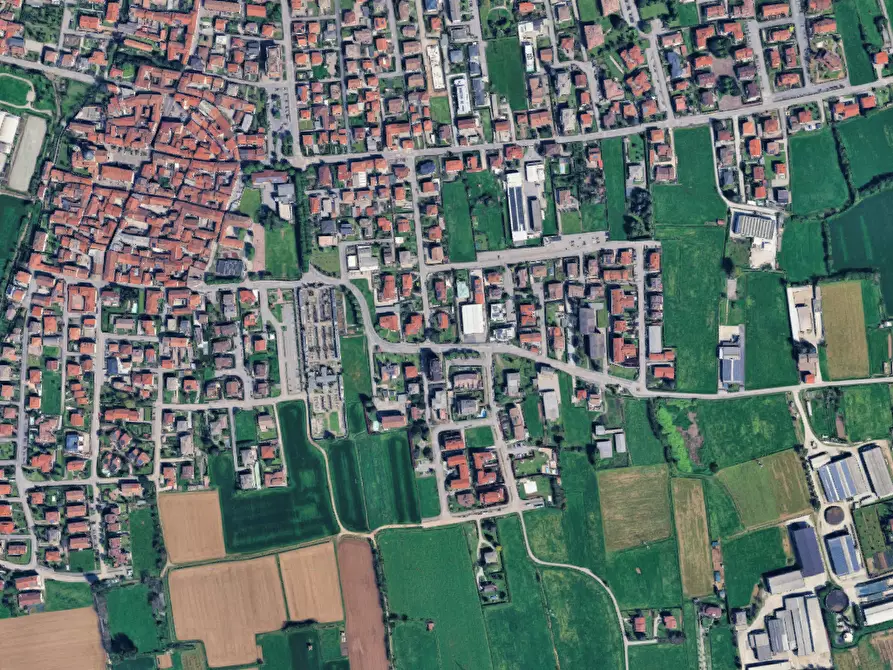 Immagine 2 di Magazzino in vendita  in Via Treviglio a Pontirolo Nuovo