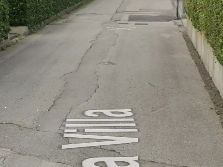 Immagine 16 di Villa in vendita  in Via Villa a Colceresa