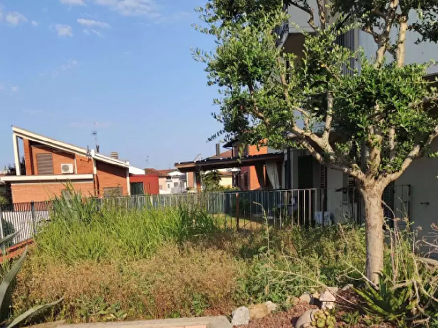 Immagine 5 di Appartamento in vendita  in Via Carso a Romano Di Lombardia