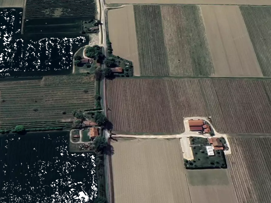 Immagine 12 di Rustico / casale in vendita  in Via Canale Inferiore Sinistra a Lugo