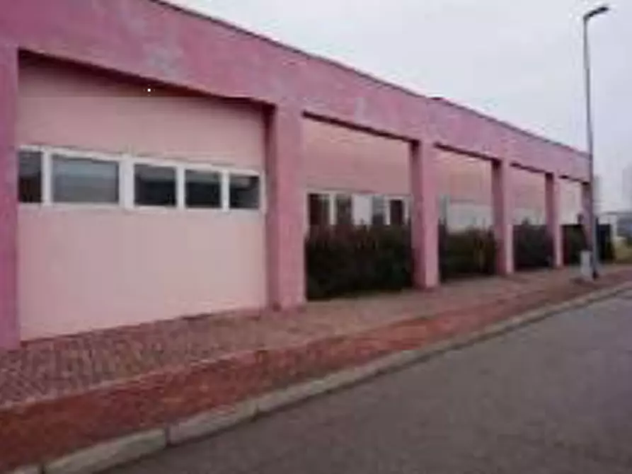 Immagine 13 di Negozio in vendita  in Via Francois Mitterrand  a Suzzara